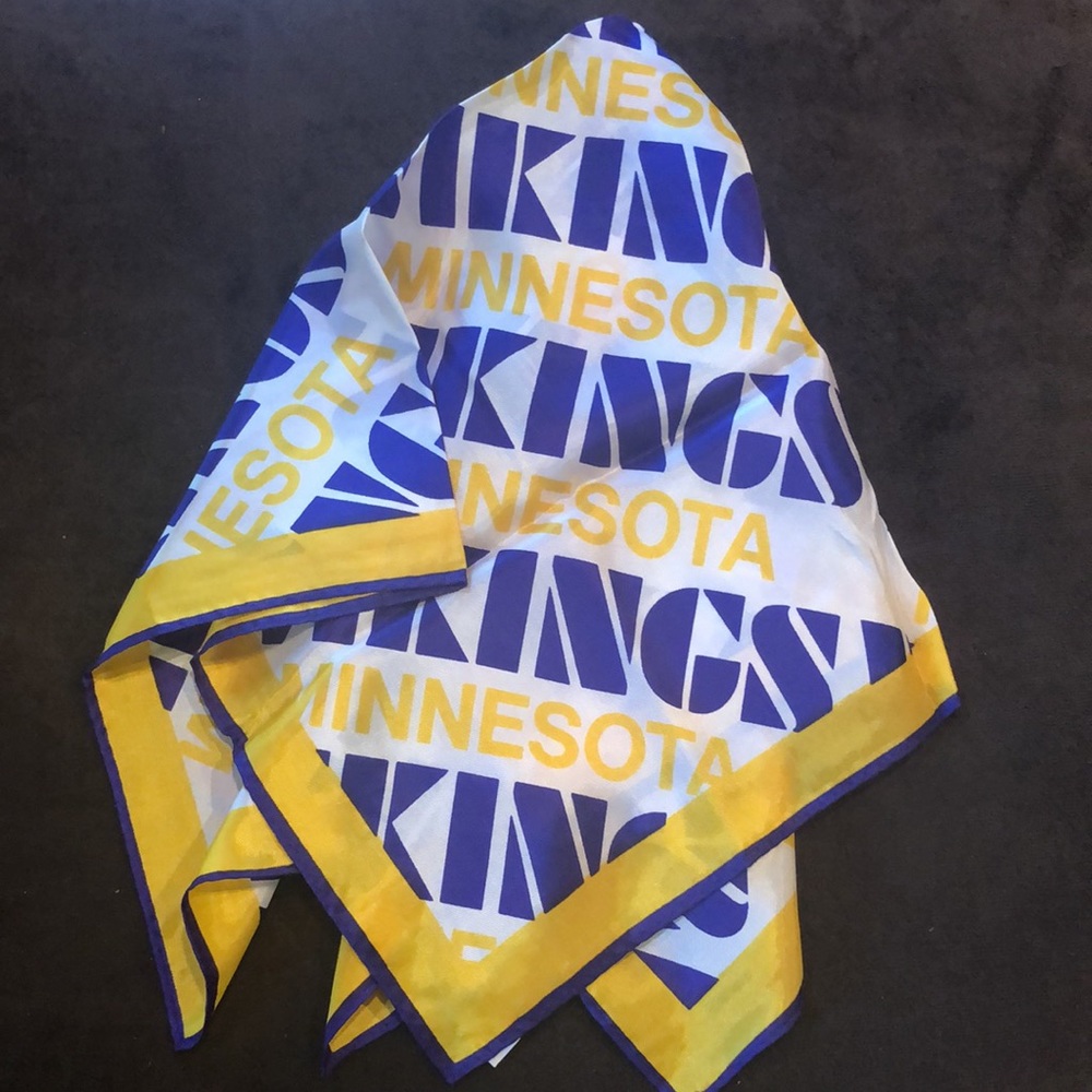 Sport scarves